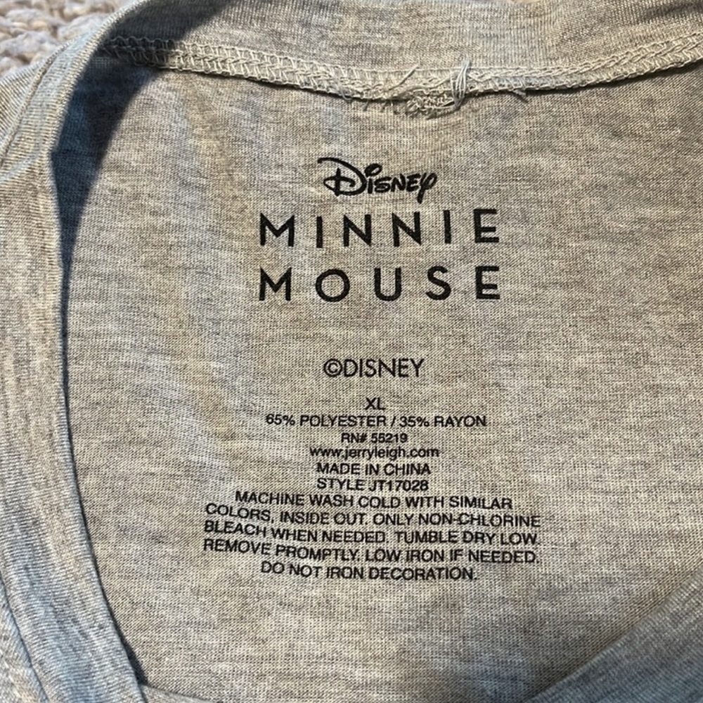 Minnie Mouse T Shirt Size XL New Heather Gray Red Amusement Park Vacation - Picture 7 of 14